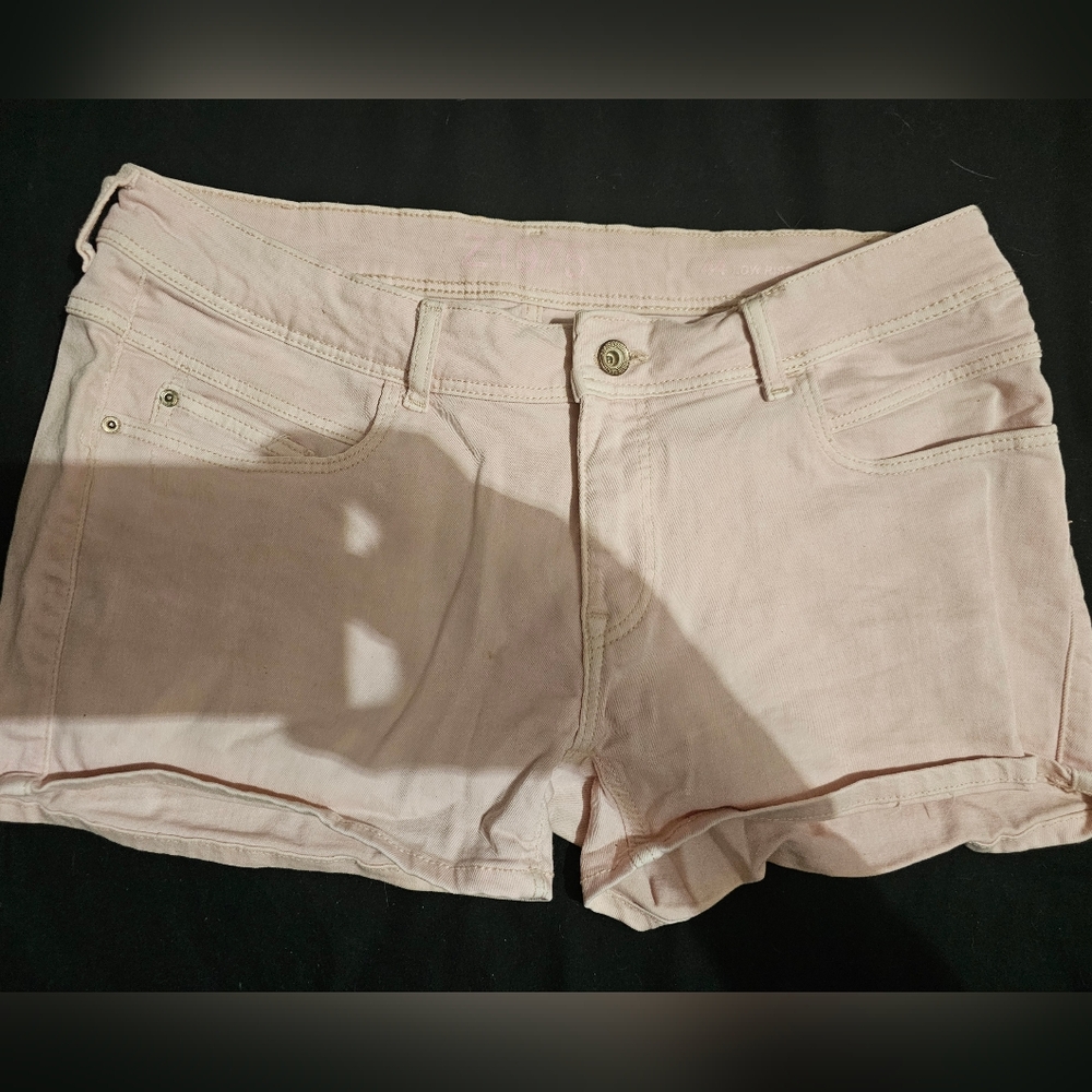 Zara brand light pink denim shorts